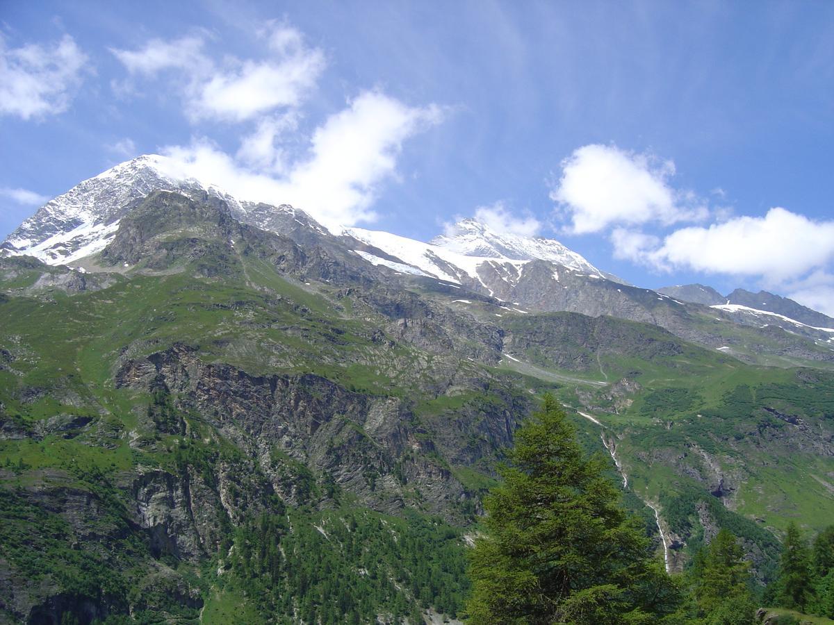 Hotel Le Genepy Tignes Εξωτερικό φωτογραφία